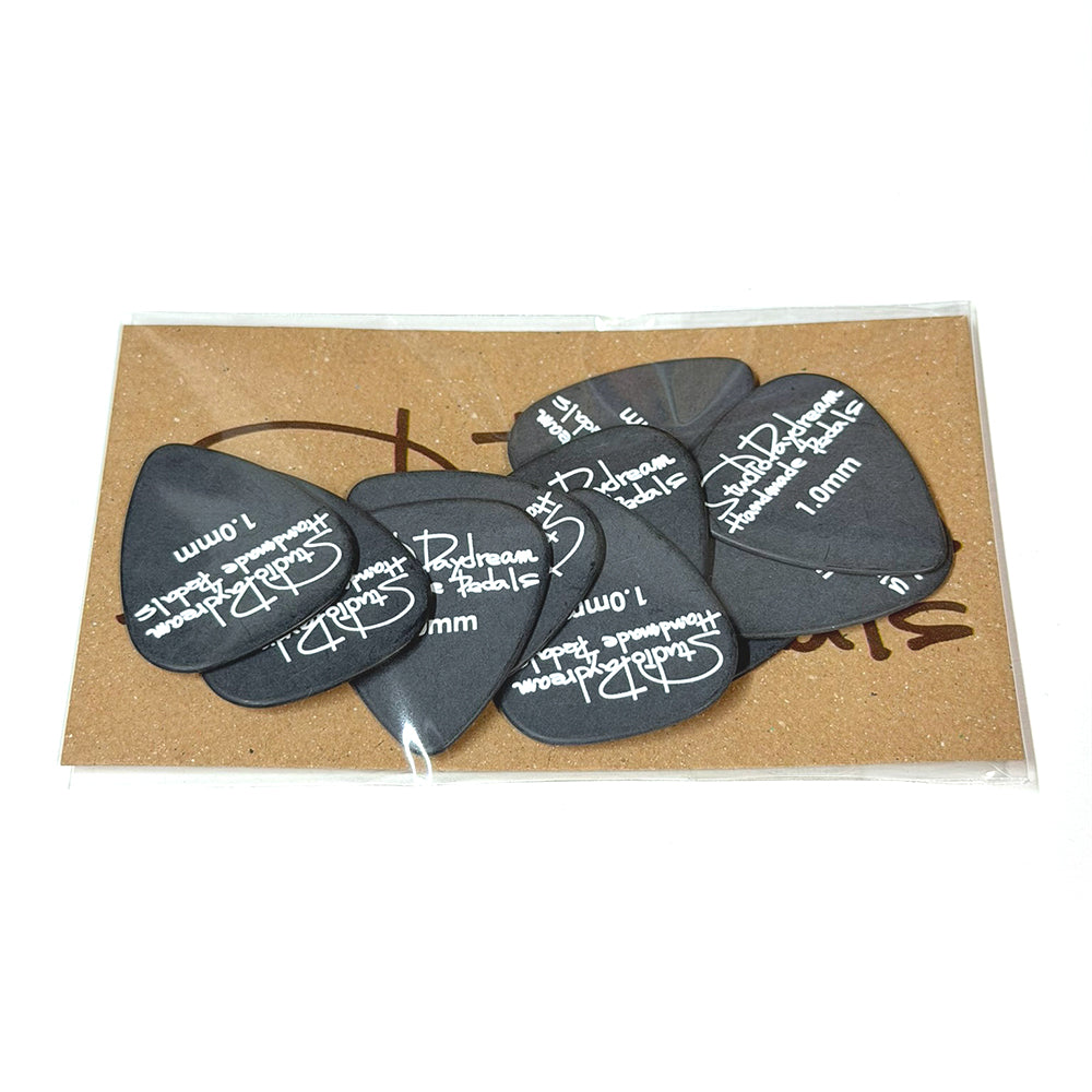 ティアドロップ / POM / 1.0mm / ブラック / 10枚セット